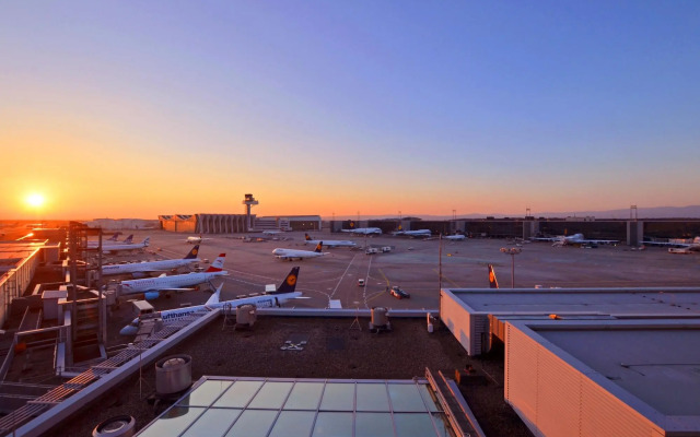 MY CLOUD Transit Hotel (Guests with international flights only)