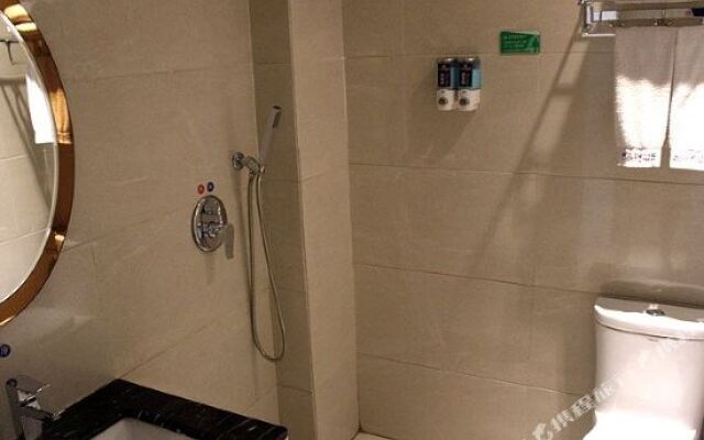 Baiyue Holiday Inn