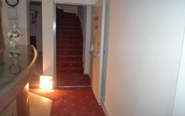 Merkez Otel