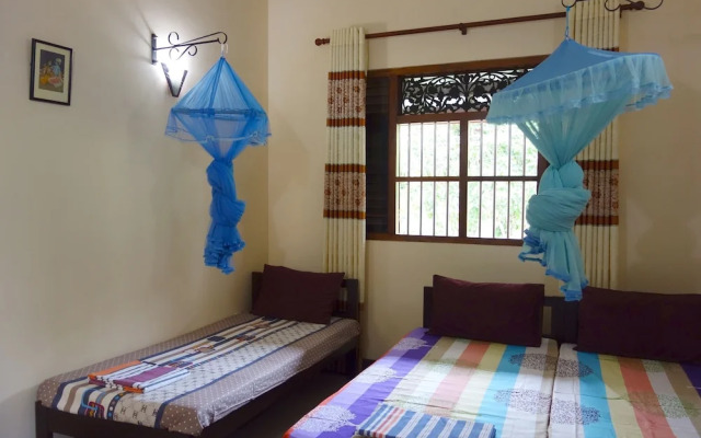Manel Guesthouse