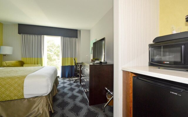 LaGuardia Airport Hotel Queens