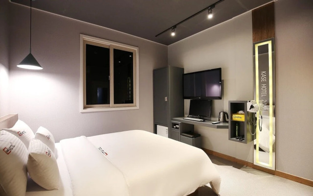 Jecheon Case Hotel