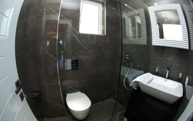 Oceanic Luxury Apartments