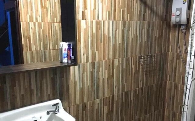 At Home Hostel - Adults Only