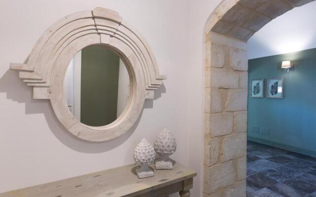Palazzo Conti Camere & Suites