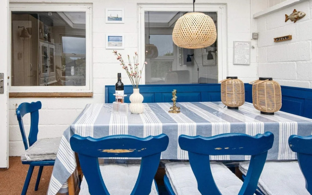 6 Person Holiday Home in Hejls