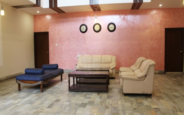 Capital O 3695 Hotel Daichi – Lobby – Dehradun
