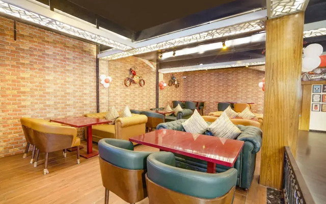 Fabhotel Sarja Sky