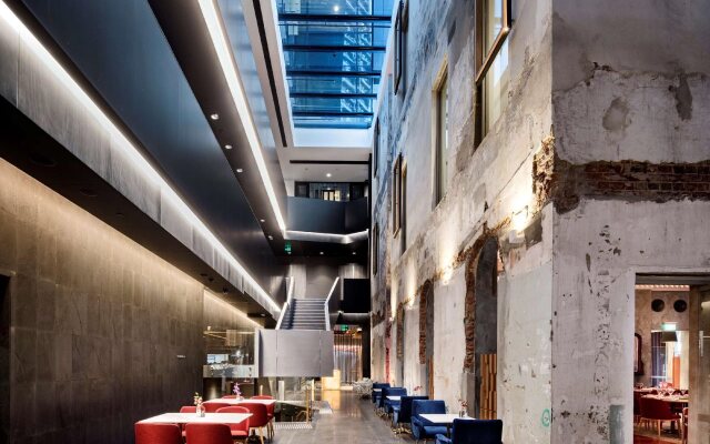 The Melbourne Hotel