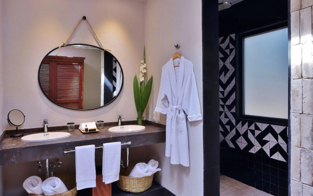Hotel Amomoxtli