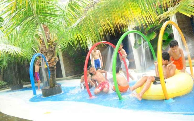 Villa Syariah Mvr – Pool – Kudus
