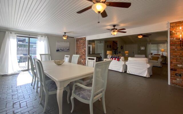 Sandy Feet Retreat 4 Bedroom Home