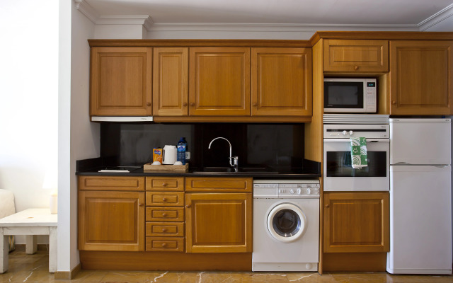 Apartments Galeon Suites