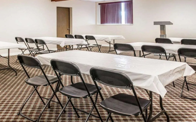 Baymont by Wyndham Bay City