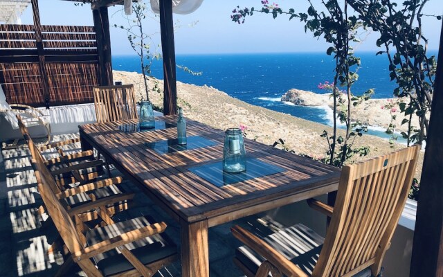 Serifos Houses Aghios Sostis