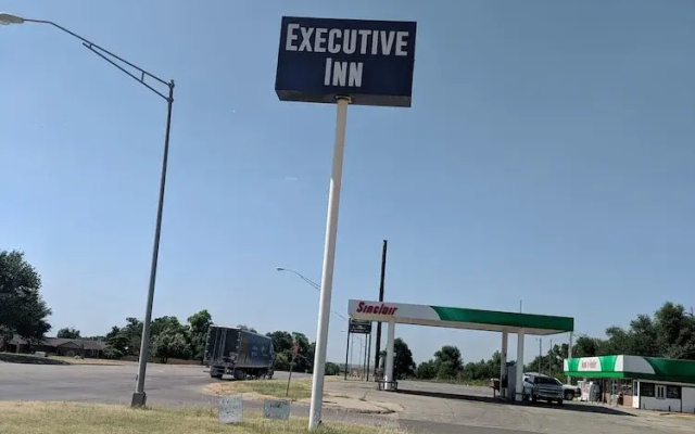 Executive Inn Woodward