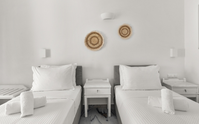 Polos Hotel