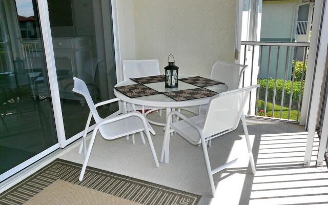 Quiet, Gated Community With Pool and Tennis Courts