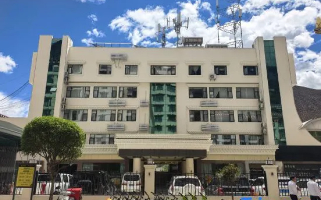 Xiangcheng Bamus Mountain Grand Hotel