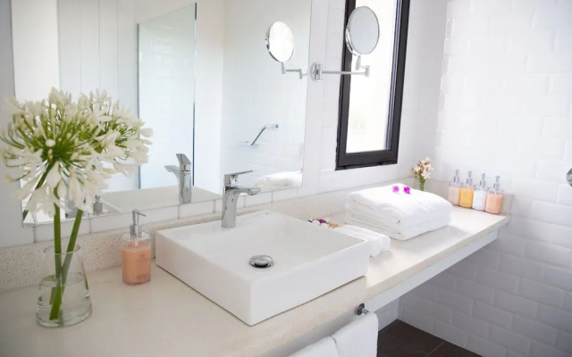 Casa Flor - Adults Only