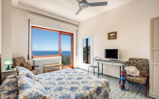 GECA'S House - Panoramic sea view studio