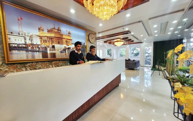 Rr Hotel By Sonachi