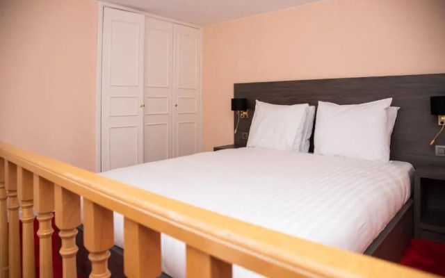La Bourse Hotel