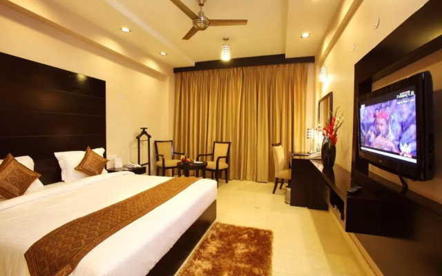 The Claire Hotel, Gurgaon
