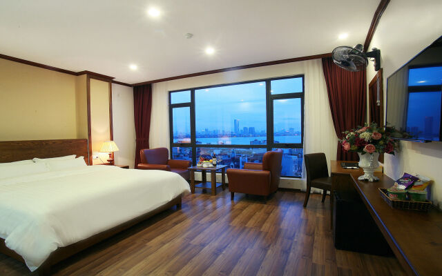 West Lake Home Hotel & Spa