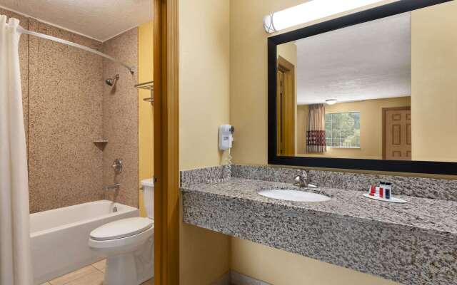 Super 8 by Wyndham Whites Creek/ Nashville NW Area
