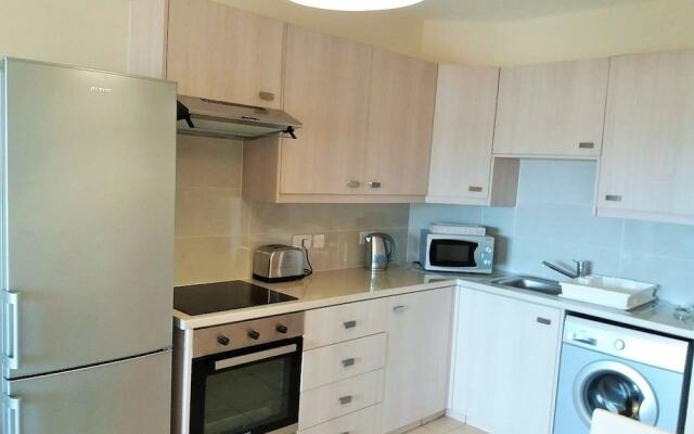 206 Sunrise Beach Apartment