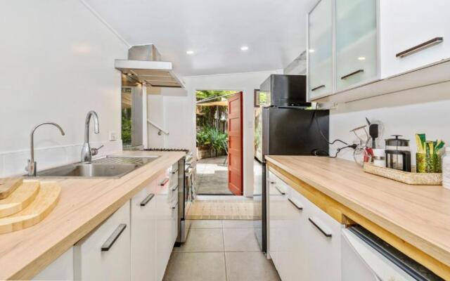 Snells Sanctuary - Snells Beach Holiday Home