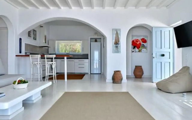 Stunning Villa With Panoramic View