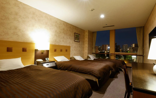 Hotel Osaka Castle