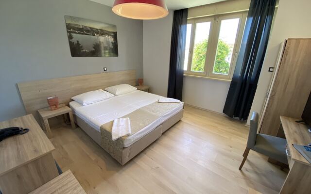 Integrated Hotel Arbia - Villa Magdalena