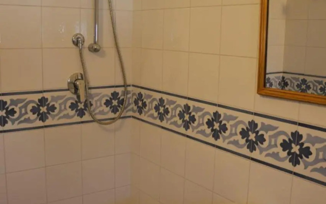 Appartamento in palazzina storica / Oberdan Suites