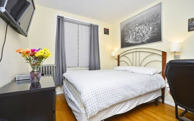 Fancy 2 Br on Upper East Side