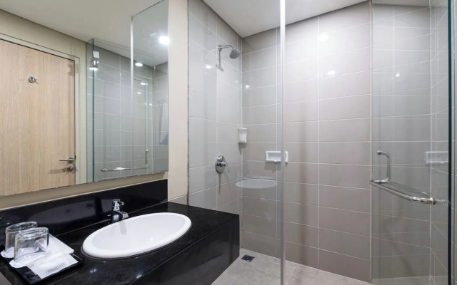 Pelangi Hotel at Artotel Pelangi Park