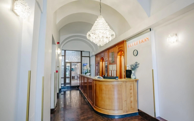 Hotel Dana 2