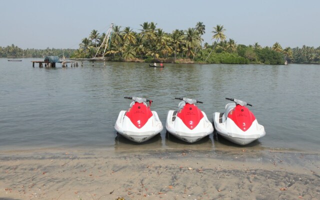 Regant Lake Palace Hotel