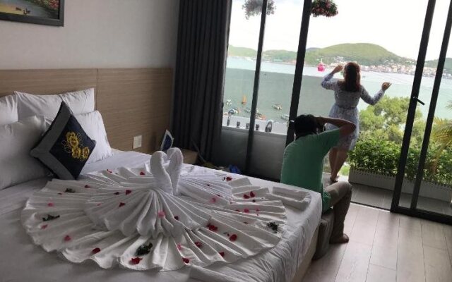 Nha Trang Harbor Apartments & Hotel