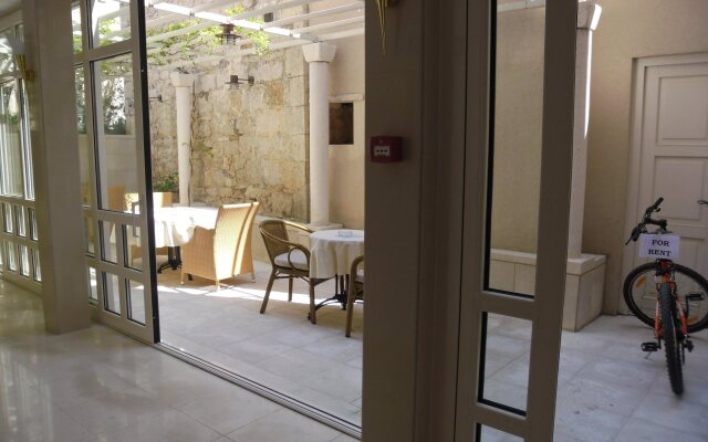 Hotel Croatia