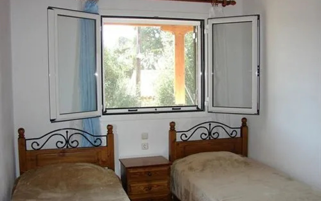 Olympia Paxos Apartment