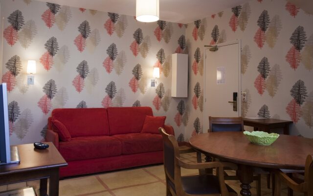 Hotelhome Paris 16