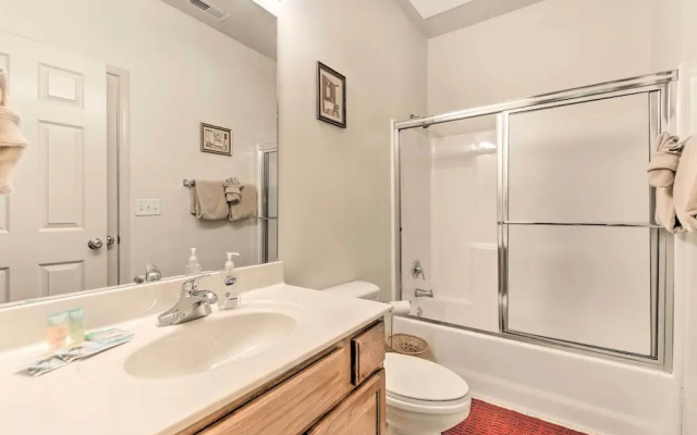 Pool Access & Private Patio: Branson West Condo!