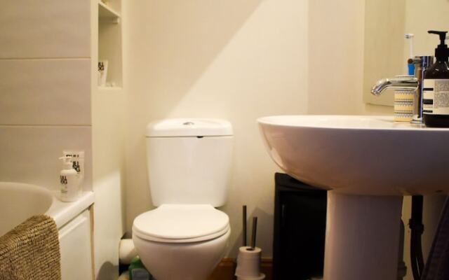 Trendy 1 Bedroom Kemptown Flat Near The Seafront