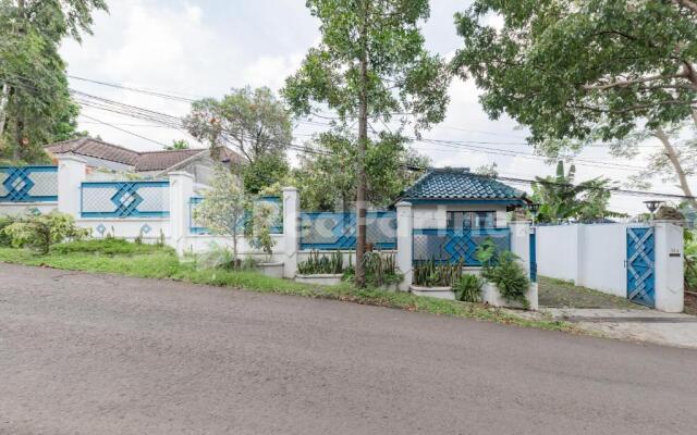 Biru Homestay Bandung