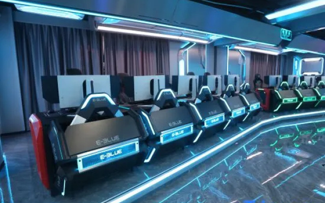 Sanya E-BLUE E-sports Hotel