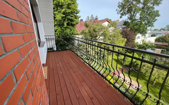 Willa Garden 2 Z Pieknym Ogrodem I Tarasem