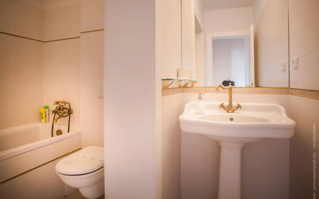 Hotel Bojnický vínny dom